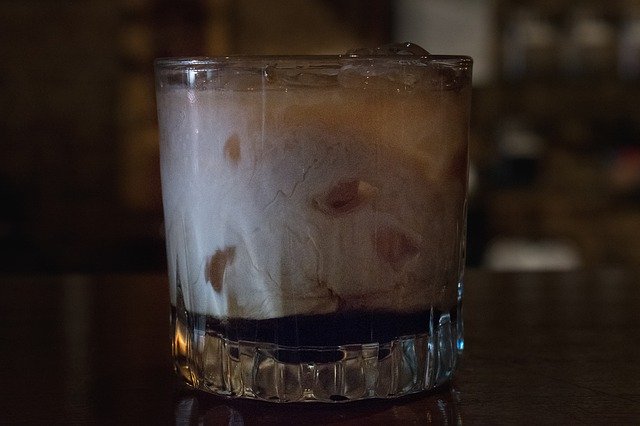 ດາວໂຫລດຟຣີ White Russian Cocktail Milk - ຮູບພາບຫຼືຮູບພາບທີ່ບໍ່ເສຍຄ່າເພື່ອແກ້ໄຂດ້ວຍບັນນາທິການຮູບພາບອອນໄລນ໌ GIMP