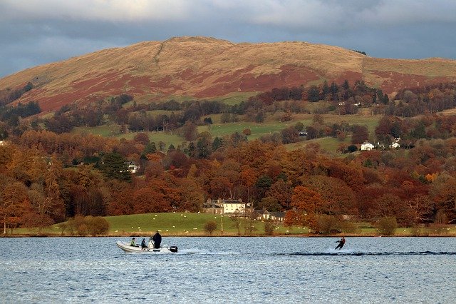 Template Photo Windermere Water Skiing Lake - for OffiDocs