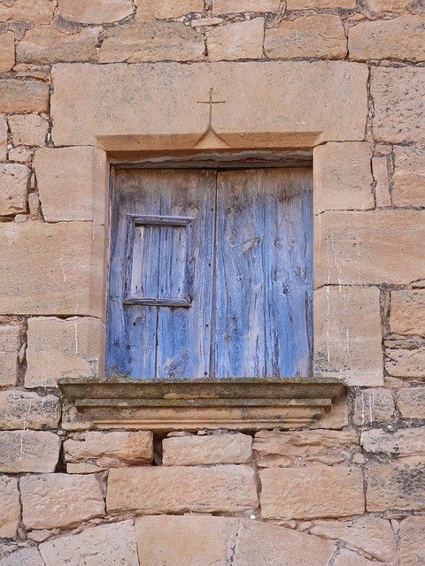 Free picture Window Cruz Medieval Carved -  to be edited by GIMP free image editor by OffiDocs