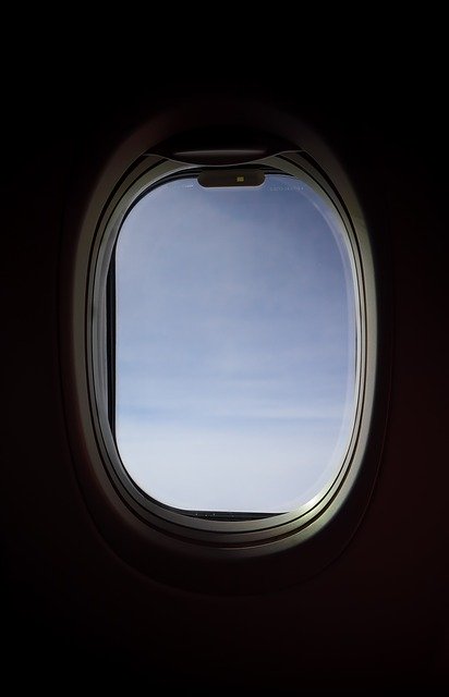 Unduh gratis Window Shade Airplane - foto atau gambar gratis untuk diedit dengan editor gambar online GIMP