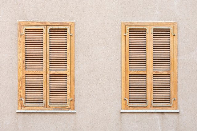 ดาวน์โหลดฟรี Window Shutters Wall - ภาพถ่ายหรือรูปภาพฟรีที่จะแก้ไขด้วยโปรแกรมแก้ไขรูปภาพออนไลน์ GIMP