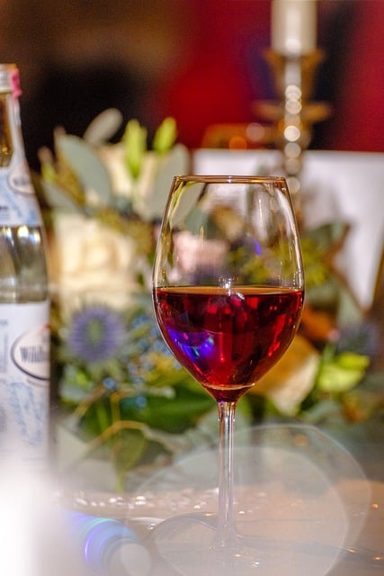 دانلود رایگان عکس مشروب الکلی شراب لیوان شراب قرمز رایگان برای ویرایش با ویرایشگر تصویر آنلاین رایگان GIMP