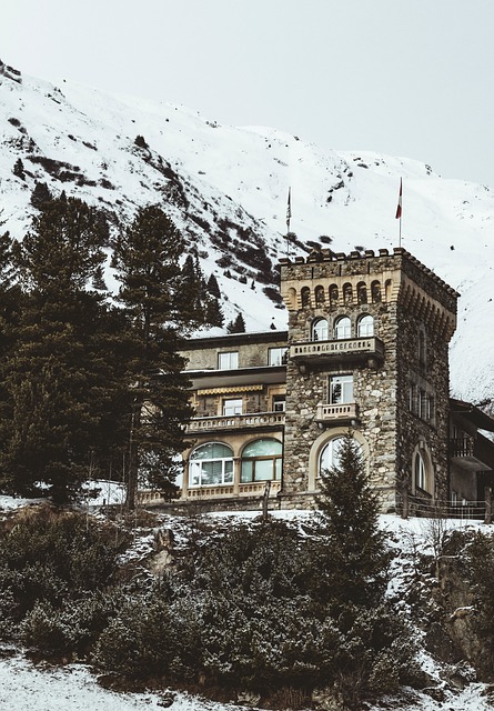Kostenloser Download Winter Schloss Berg Schnee kalt kostenloses Bild zur Bearbeitung mit GIMP kostenloser Online-Bildbearbeitung