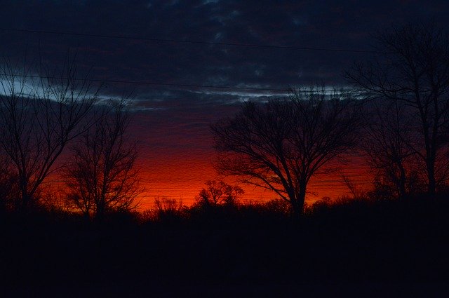 Muat turun percuma Winter Dawn Sky - foto atau gambar percuma untuk diedit dengan editor imej dalam talian GIMP