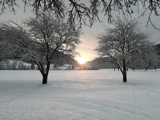 Muat turun percuma Winter Landscape White Mountain - foto atau gambar percuma untuk diedit dengan editor imej dalam talian GIMP