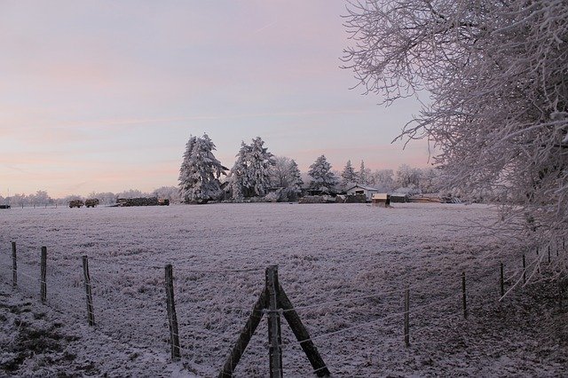 Muat turun percuma Winter Outdoor Snow - foto atau gambar percuma untuk diedit dengan editor imej dalam talian GIMP