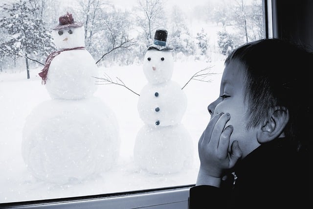 Free download winter snow kid window snowmen free picture to be edited with GIMP free online image editor