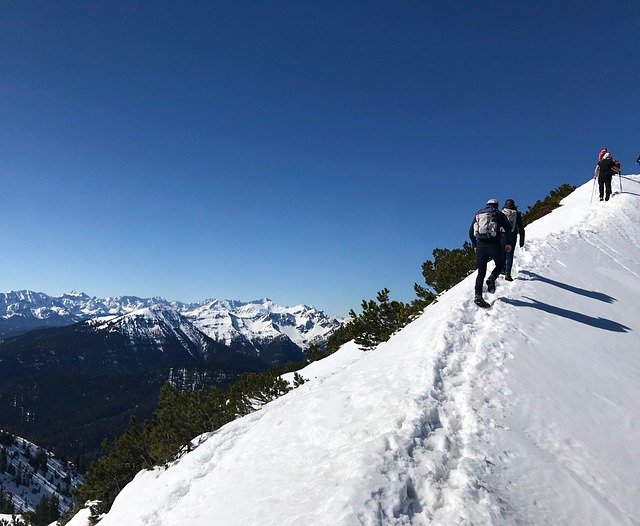 Muat turun percuma Winter Snow Ridge - foto atau gambar percuma untuk diedit dengan editor imej dalam talian GIMP