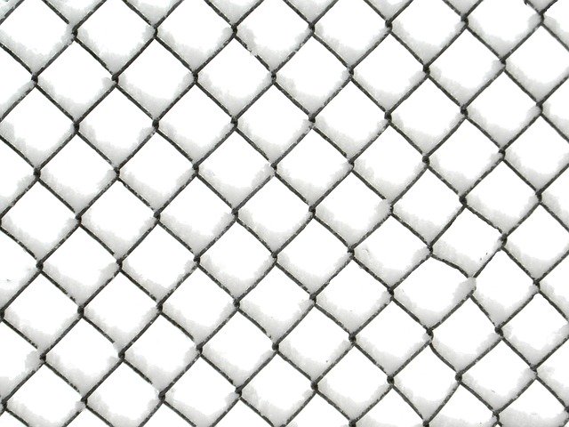 Free download Wire Mesh Fence Snow -  free illustration to be edited with GIMP free online image editor