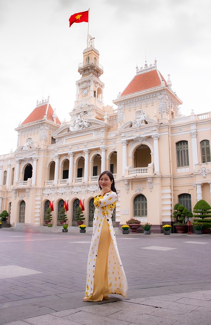 Free download woman ao dai ho chi minh city hall free picture to be edited with GIMP free online image editor