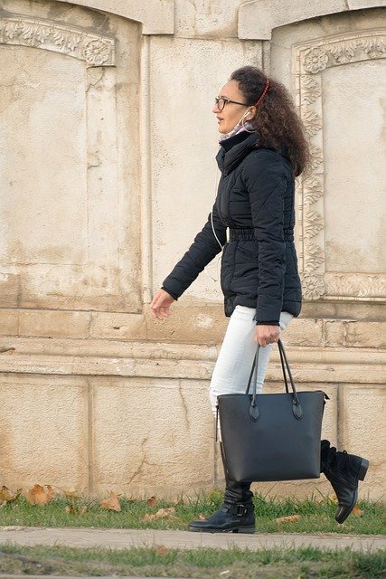 Free download woman bag eye glasses fashion free picture to be edited with GIMP free online image editor