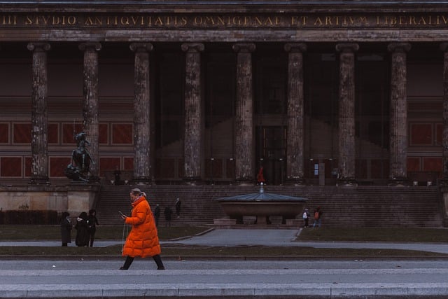 Free download woman building columns city free picture to be edited with GIMP free online image editor