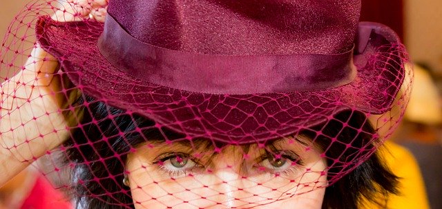 Descarga gratuita Woman Cap Veil: foto o imagen gratuita para editar con el editor de imágenes en línea GIMP