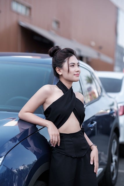 Free download woman car model beauty style free picture to be edited with GIMP free online image editor