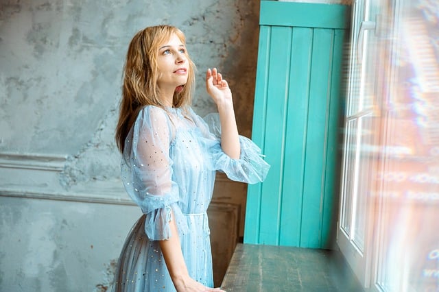 Free download woman dress blonde model pose free picture to be edited with GIMP free online image editor