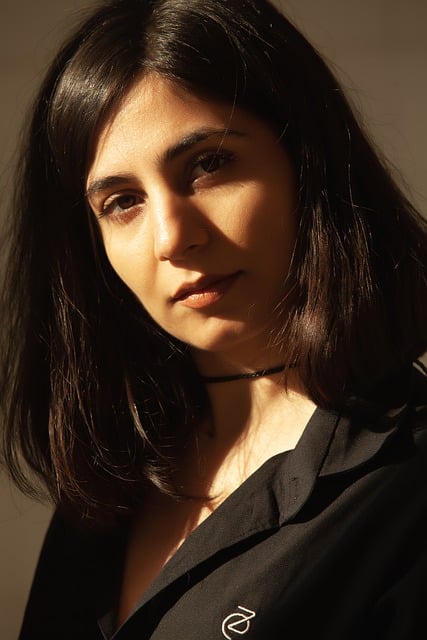 Free download woman face light smile iran free picture to be edited with GIMP free online image editor