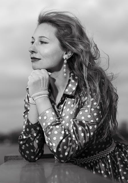 Free download woman fashion style model pose free picture to be edited with GIMP free online image editor
