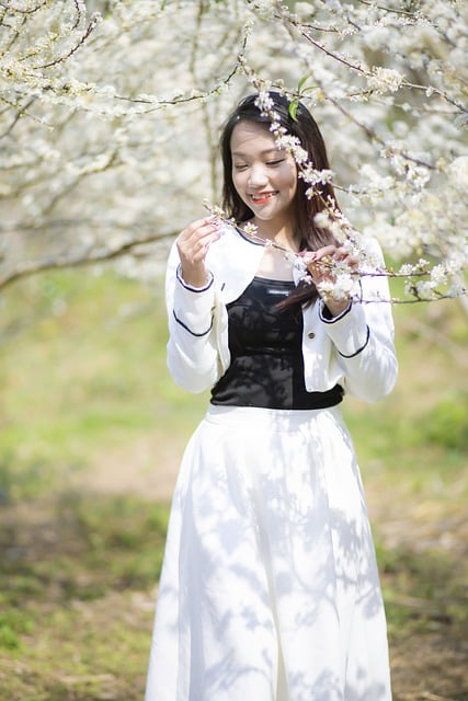 Free download woman flowers tree cute asia free picture to be edited with GIMP free online image editor