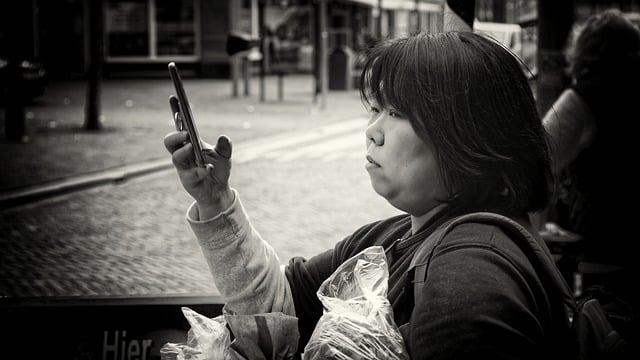 Free download woman mobile phone free picture to be edited with GIMP free online image editor