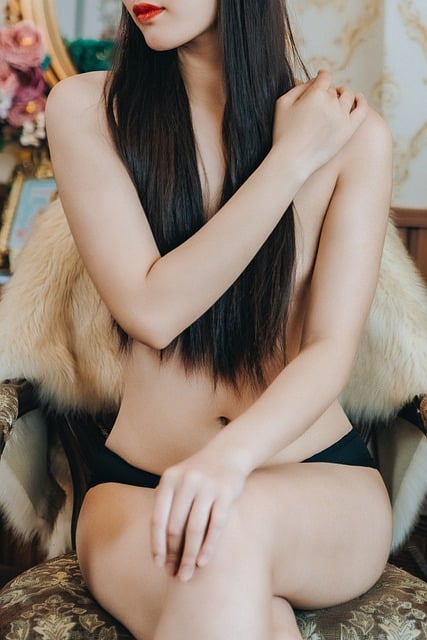 Free download woman model body lingerie free picture to be edited with GIMP free online image editor