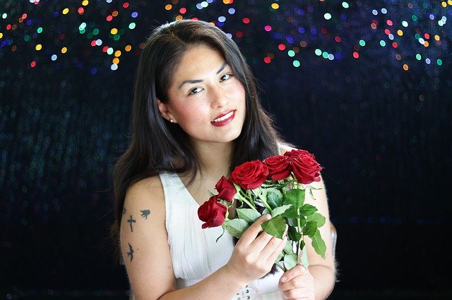 Free picture Woman Red Roses Bokeh -  to be edited by GIMP free image editor by OffiDocs