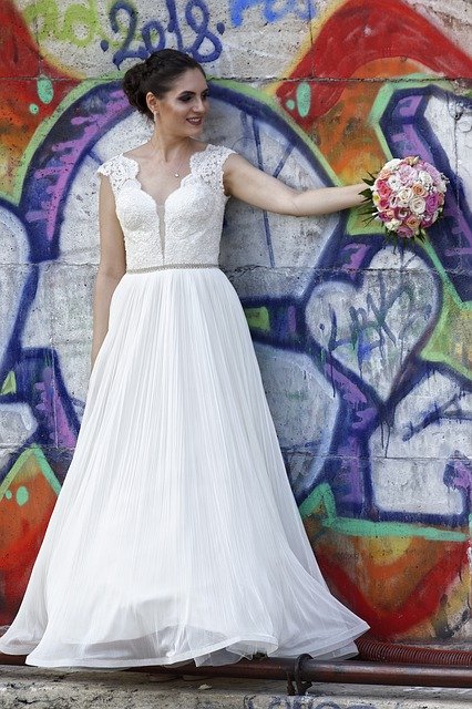 Unduh gratis Woman Young Bride - foto atau gambar gratis untuk diedit dengan editor gambar online GIMP