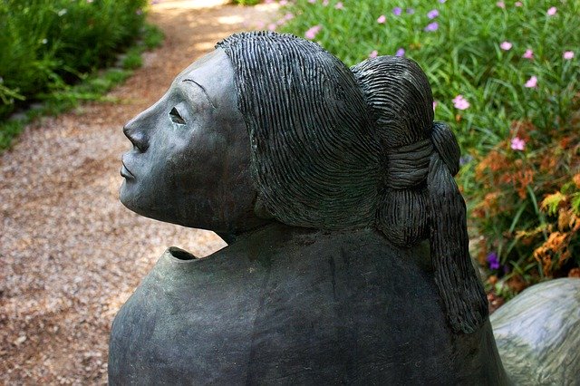 Free picture Womensday Sculpture Woman Long -  to be edited by GIMP free image editor by OffiDocs
