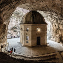 Wonders in the mountains  screen for extension Chrome web store in OffiDocs Chromium