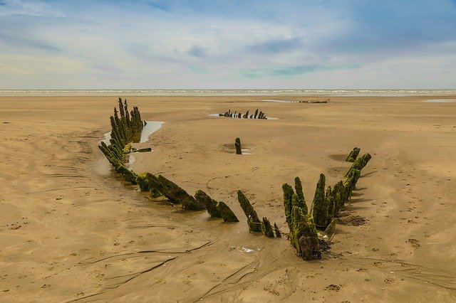 Unduh gratis Wreck Beach Sand - foto atau gambar gratis untuk diedit dengan editor gambar online GIMP