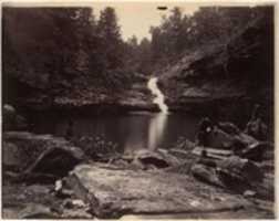 تنزيل مجاني [Lula Lake and Upper Falls on Rock Creek، near Lookout Mountain، Georgia] صورة مجانية أو صورة لتحريرها باستخدام محرر الصور عبر الإنترنت GIMP