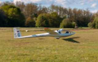 Free download 02.05.2017 / S5-3060 / DG-100G ELAN / Murska Sobota airport free photo or picture to be edited with GIMP online image editor