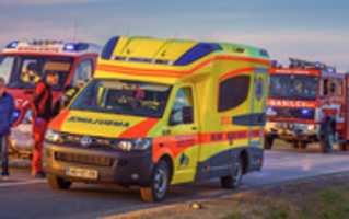 Free download 08.03.2017 / Ambulace has arrived / Murska Sobota free photo or picture to be edited with GIMP online image editor