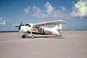 Free download 115 ATU ac 3745 Otter at Gaza airport free photo or picture to be edited with GIMP online image editor