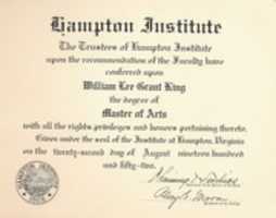 Download gratuito 1952 William King Jr Diploma foto o foto gratis da modificare con l'editor di immagini online GIMP