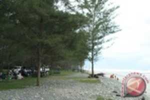 Free download 20150506 Pantai Pandan Wangi 1 free photo or picture to be edited with GIMP online image editor