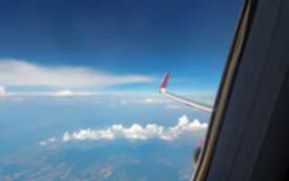 Descarga gratuita 21.6.2017 / HA-LXS / Wizz Air / Airbus A321-231 / vuelo de Budapest a Bari / en algún lugar de Hungría foto o imagen gratis para editar con el editor de imágenes en línea GIMP