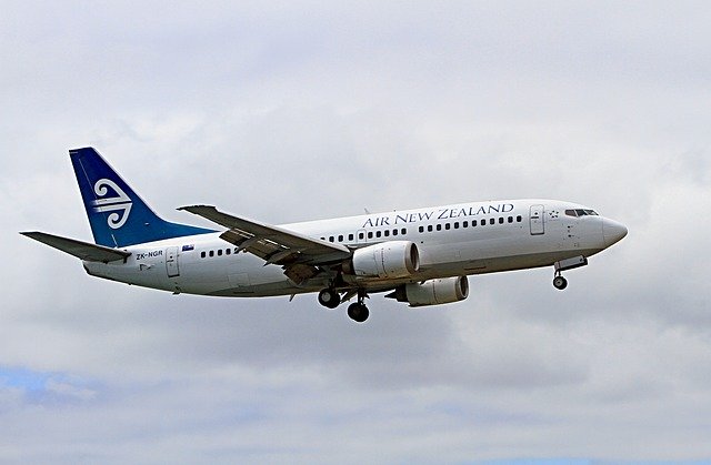 تحميل مجاني لصورة طائرة بوينج 737 مجانية ليتم تحريرها باستخدام محرر الصور المجاني على الإنترنت من GIMP