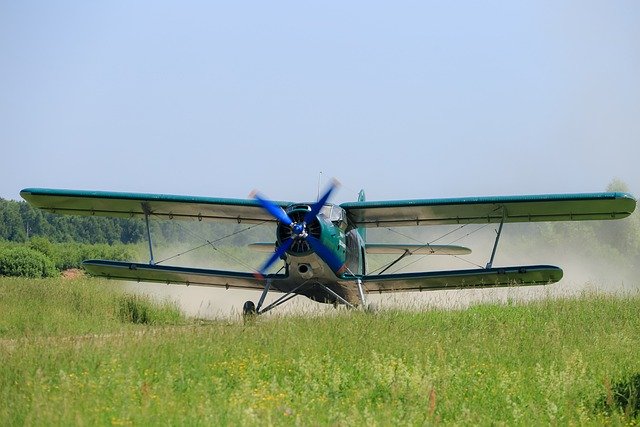 قم بتنزيل صورة مجانية لصورة airplane aviation aerodrome Summer ليتم تحريرها باستخدام محرر الصور المجاني عبر الإنترنت من GIMP