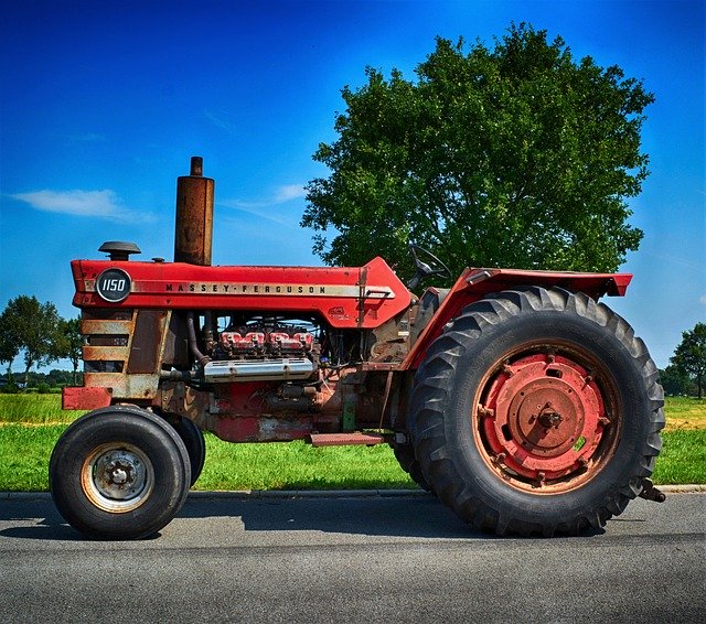 Free download antique car tractor mf free picture to be edited with GIMP free online image editor