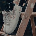 a pair of Nike MRE shoes  screen for extension Chrome web store in OffiDocs Chromium