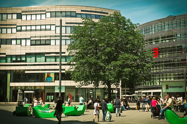 Darmowe zdjęcie architektury nowoczesnej fasady budynku do edycji za pomocą bezpłatnego edytora obrazów online GIMP