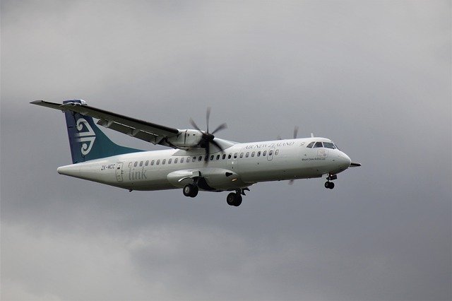 Free download atr 72 landing air new zealand free picture to be edited with GIMP free online image editor