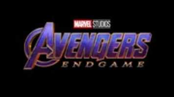 Unduh gratis Logo Avengers foto atau gambar gratis untuk diedit dengan editor gambar online GIMP