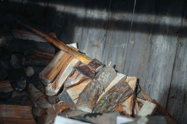 Free download axe firewood ax tool lumberjack free picture to be edited with GIMP free online image editor