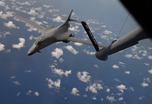 Free download b 1b lancer bomber aircraft free picture to be edited with GIMP free online image editor