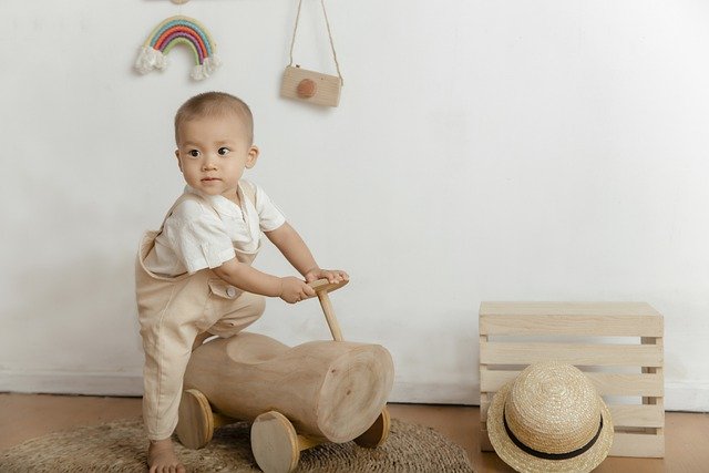 Baixe gratuitamente a imagem gratuita do estúdio fotográfico do bebê menino no Vietnã para ser editada com o editor de imagens on-line gratuito do GIMP