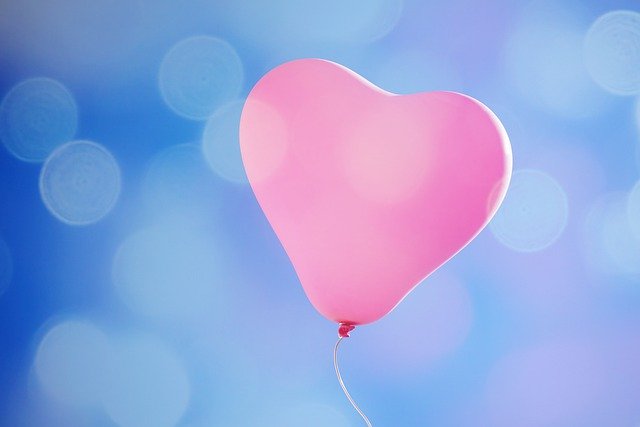 Free download balloon heart flying heaven love free picture to be edited with GIMP free online image editor