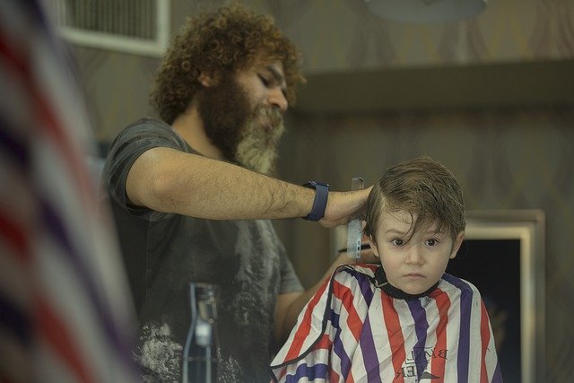 Free download barber barber shop boy kid haircut free picture to be edited with GIMP free online image editor