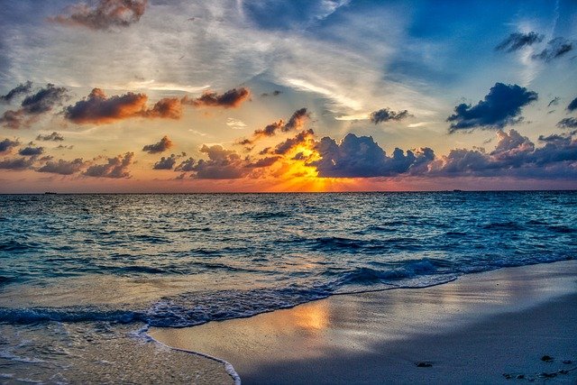 Kostenloser Download Strand Ozean Sonnenuntergang Landschaft Kostenloses Bild, das mit dem kostenlosen Online-Bildeditor GIMP bearbeitet werden kann