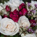 Beautiful bouquet of roses  screen for extension Chrome web store in OffiDocs Chromium